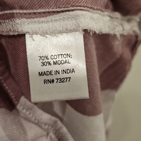 SO Kohls Mauve Buffalo Plaid Button Favorite Shirt Size Large - Picture 6 of 6